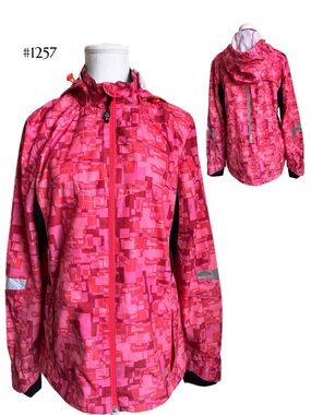 Running Room Fit-wear  Women's Pink Hooded Lightweight Rain Jacket